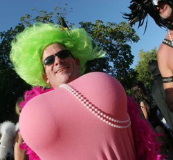 The Fantasy Fest Masquerade March 2004 photo - Duval Street, Key West